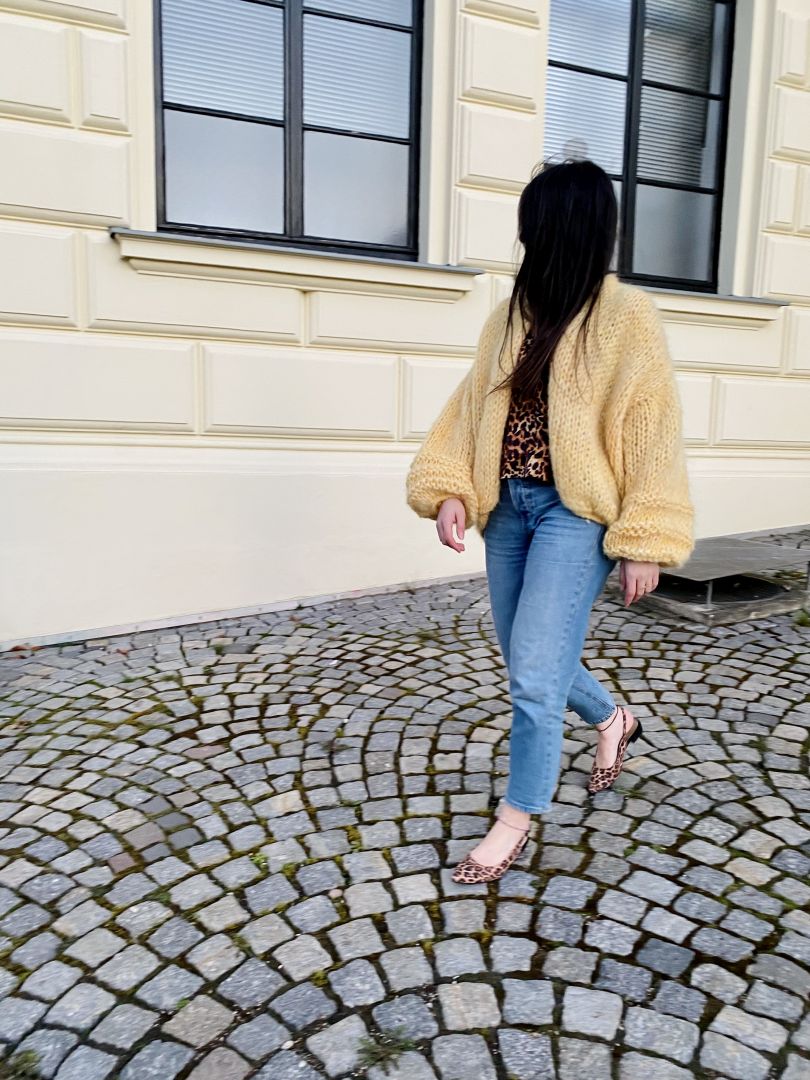 Mohair Cardigan Sari